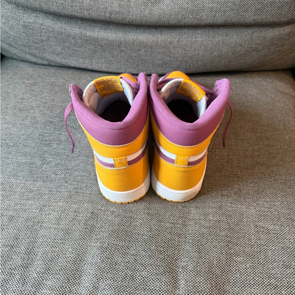 Air Jordan 1 Retro High OG Sneakers Classic Basketball Streetwear Nike Jordans - Picture 4 of 4